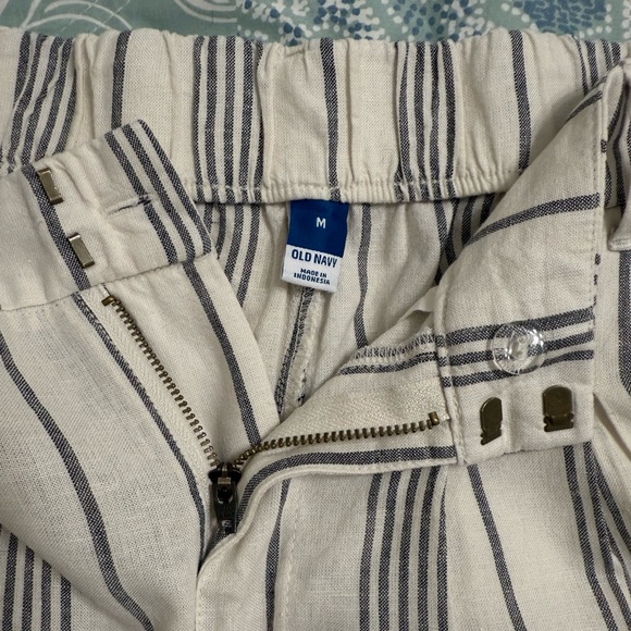 Striped Old Navy High-Waisted Linen-Blend Cropped Wide-Leg Pants Medium - Picture 3 of 10